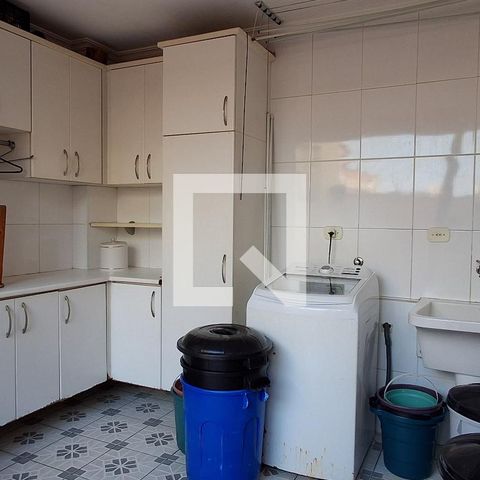 Casa à venda com 192m², 2 quartos e 2 vagasÁrea de Serviço