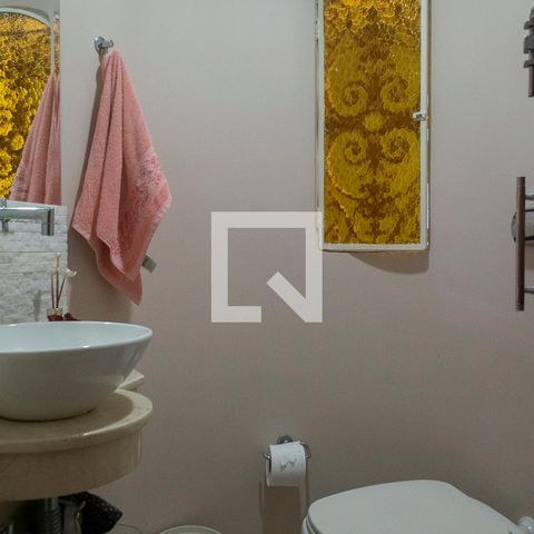 Casa à venda com 265m², 3 quartos e 3 vagasLavabo