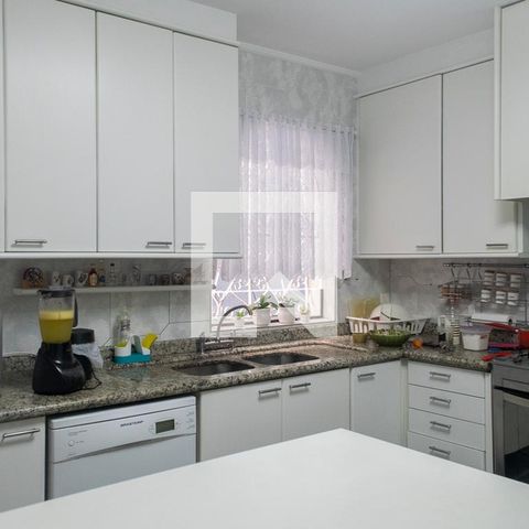 Casa à venda com 265m², 3 quartos e 3 vagasCozinha