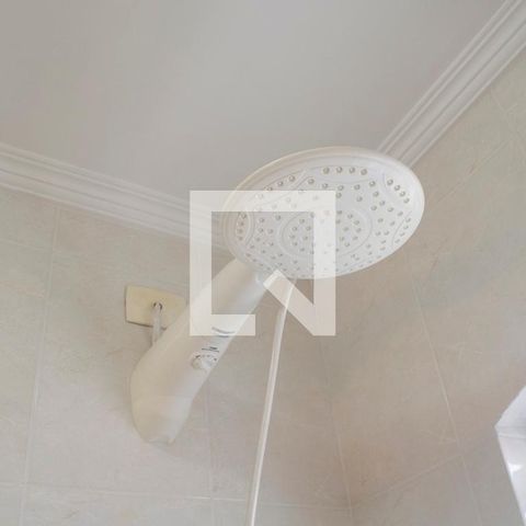 Casa à venda com 265m², 3 quartos e 3 vagasBanheiro Quarto 2