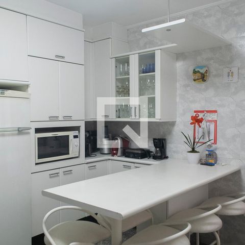 Casa à venda com 265m², 3 quartos e 3 vagasCozinha