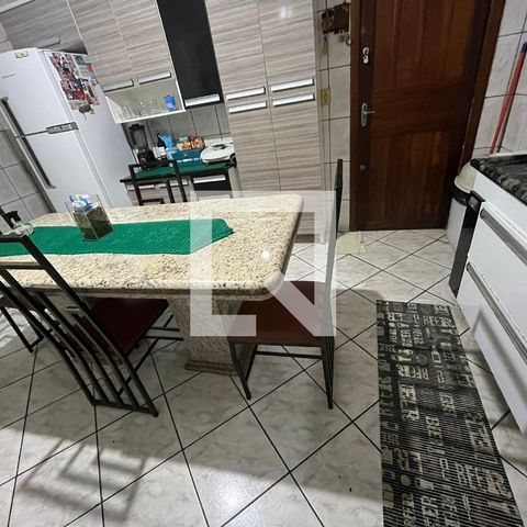 Casa à venda com 88m², 3 quartos e 2 vagas Casa à venda com 88m², 3 quartos e 2 vagasCozinha