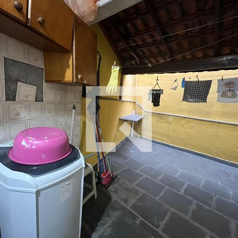 Casa à venda com 88m², 3 quartos e 2 vagas Casa à venda com 88m², 3 quartos e 2 vagasÁrea de Serviço