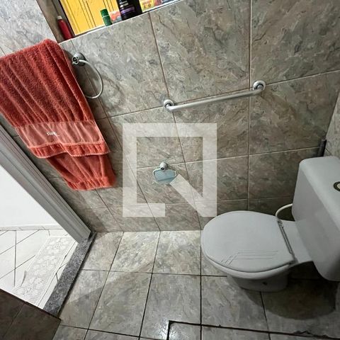 Casa à venda com 88m², 3 quartos e 2 vagas Casa à venda com 88m², 3 quartos e 2 vagasBanheiro da Suíte 2