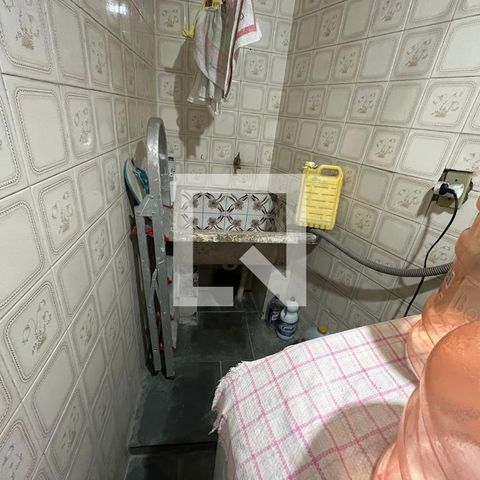 Casa à venda com 88m², 3 quartos e 2 vagas Casa à venda com 88m², 3 quartos e 2 vagasÁrea de Serviço