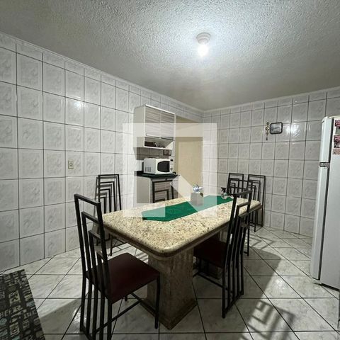 Casa à venda com 88m², 3 quartos e 2 vagas Casa à venda com 88m², 3 quartos e 2 vagasCozinha