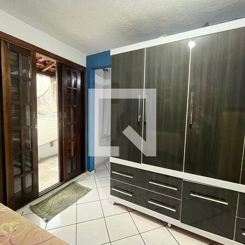 Casa à venda com 88m², 3 quartos e 2 vagas Casa à venda com 88m², 3 quartos e 2 vagasQuarto