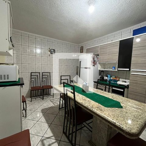 Casa à venda com 88m², 3 quartos e 2 vagas Casa à venda com 88m², 3 quartos e 2 vagasCozinha