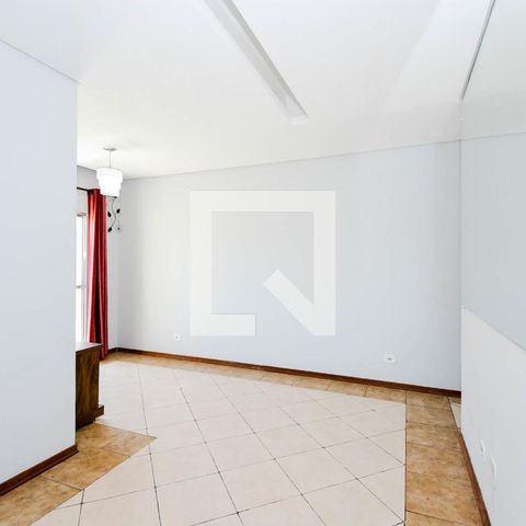 Apartamento à venda com 83m², 3 quartos e 1 vaga Apartamento à venda com 83m², 3 quartos e 1 vagaSala