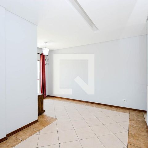 Apartamento à venda com 83m², 3 quartos e 1 vaga Apartamento à venda com 83m², 3 quartos e 1 vagaSala