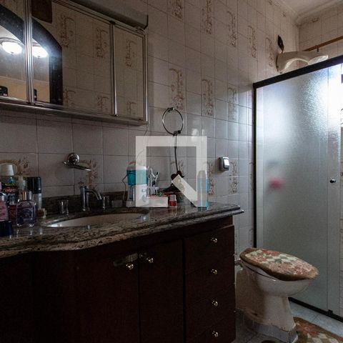 Casa para alugar com 400m², 4 quartos e 4 vagasBanheiro