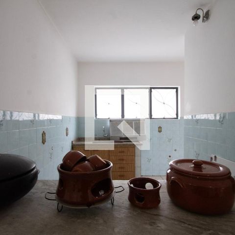 Casa para alugar com 400m², 4 quartos e 4 vagasCozinha 2