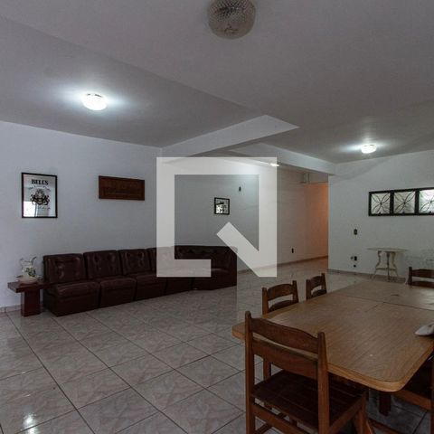 Casa para alugar com 400m², 4 quartos e 4 vagasSala 2
