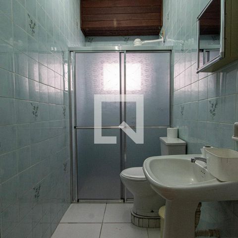 Casa para alugar com 400m², 4 quartos e 4 vagasBanheiro
