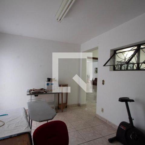 Casa para alugar com 400m², 4 quartos e 4 vagasQuarto de Serviço