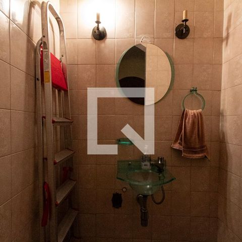 Casa para alugar com 400m², 4 quartos e 4 vagasBanheiro