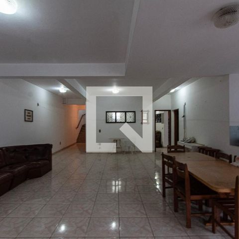 Casa para alugar com 400m², 4 quartos e 4 vagasSala 2