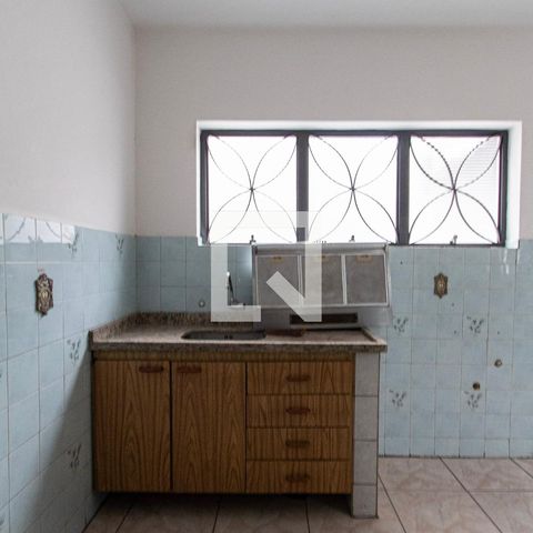 Casa para alugar com 400m², 4 quartos e 4 vagasCozinha 2
