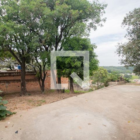 Casa à venda com 212m², 3 quartos e 2 vagas Casa à venda com 212m², 3 quartos e 2 vagasQuintal