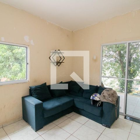 Casa à venda com 212m², 3 quartos e 2 vagas Casa à venda com 212m², 3 quartos e 2 vagasSala