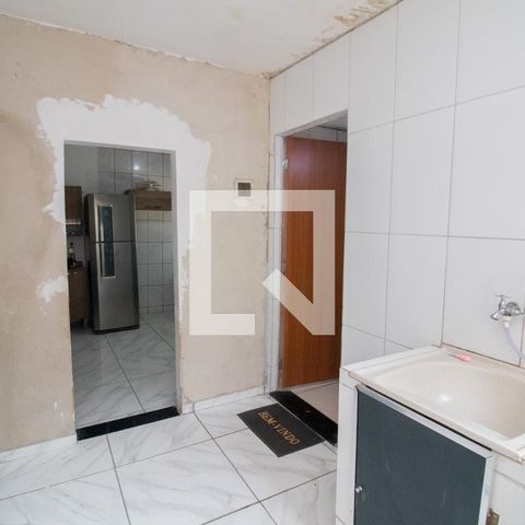 Casa à venda com 212m², 3 quartos e 2 vagas Casa à venda com 212m², 3 quartos e 2 vagasÁrea de Serviço
