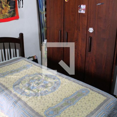Casa à venda com 250m², 2 quartos e 2 vagasQuarto Suíte