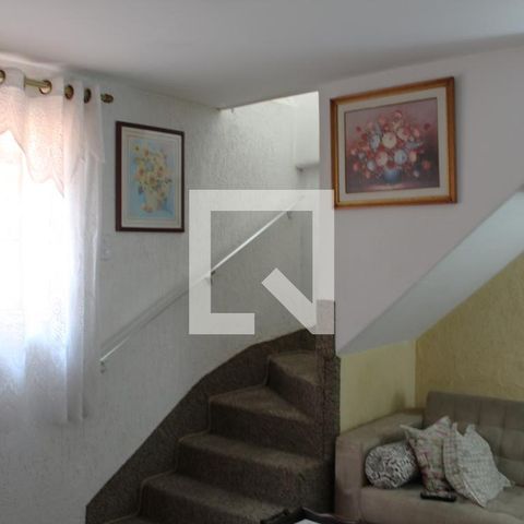 Casa à venda com 250m², 2 quartos e 2 vagasSala
