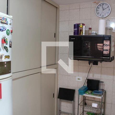 Casa à venda com 250m², 2 quartos e 2 vagasCozinha - Armários