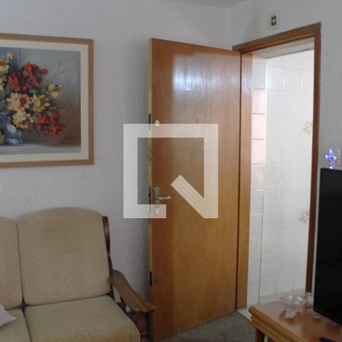 Casa à venda com 250m², 2 quartos e 2 vagasSala