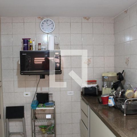Casa à venda com 250m², 2 quartos e 2 vagasCozinha
