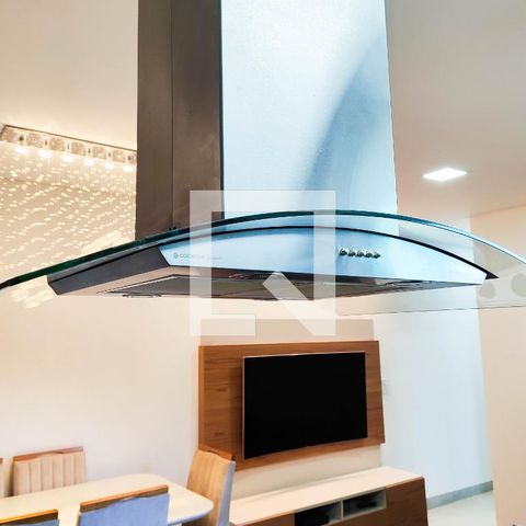 Apartamento à venda com 100m², 2 quartos e 1 vaga Apartamento à venda com 100m², 2 quartos e 1 vagaCozinha