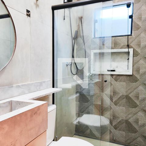 Apartamento à venda com 100m², 2 quartos e 1 vaga Apartamento à venda com 100m², 2 quartos e 1 vagaBanheiro Social