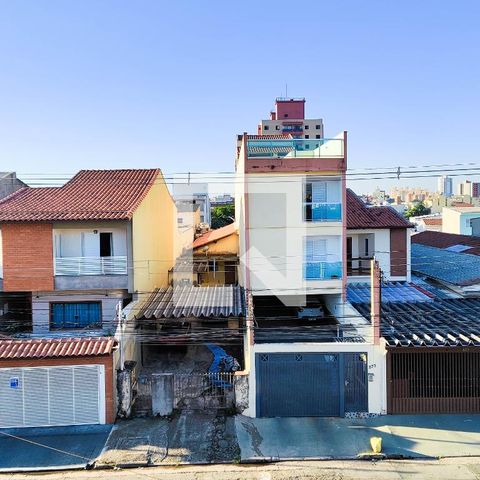 Apartamento à venda com 100m², 2 quartos e 1 vaga Apartamento à venda com 100m², 2 quartos e 1 vagaVaranda da Suite