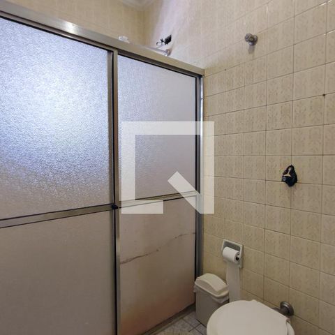 Casa à venda com 169m², 4 quartos e 2 vagasBanheiro de serviço