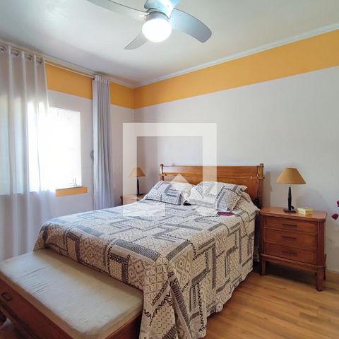 Casa à venda com 169m², 4 quartos e 2 vagasQuarto Suíte