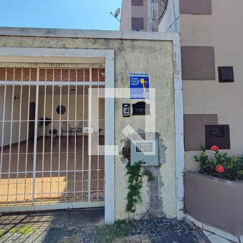 Casa à venda com 169m², 4 quartos e 2 vagasPLACA INSTALADA NO IMÓVEL