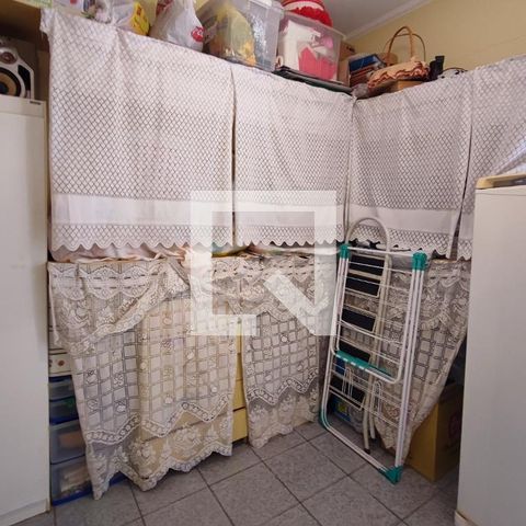 Casa à venda com 169m², 4 quartos e 2 vagasQuarto de Serviço