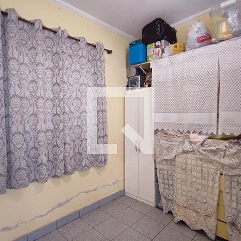 Casa à venda com 169m², 4 quartos e 2 vagasQuarto de Serviço