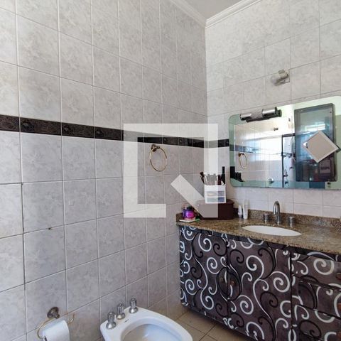 Casa à venda com 169m², 4 quartos e 2 vagasBanheiro Suíte