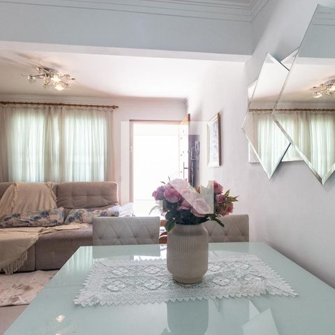 Casa de condomínio à venda com 80m², 2 quartos e 2 vagasSala de jantar