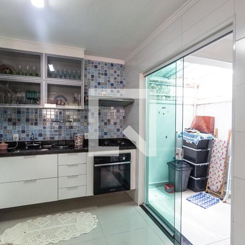 Casa de condomínio à venda com 80m², 2 quartos e 2 vagasCozinha