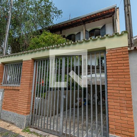 Casa à venda com 145m², 2 quartos e 3 vagasFachada