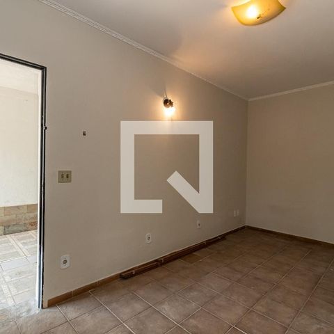 Casa à venda com 145m², 2 quartos e 3 vagasSala 
