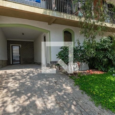 Casa à venda com 145m², 2 quartos e 3 vagasGaragem