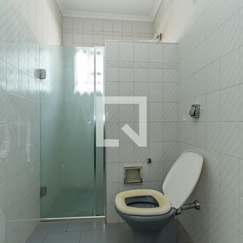Casa à venda com 145m², 2 quartos e 3 vagasBanheiro 