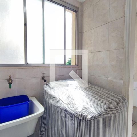 Apartamento à venda com 76m², 3 quartos e 1 vagaÁrea de Serviço