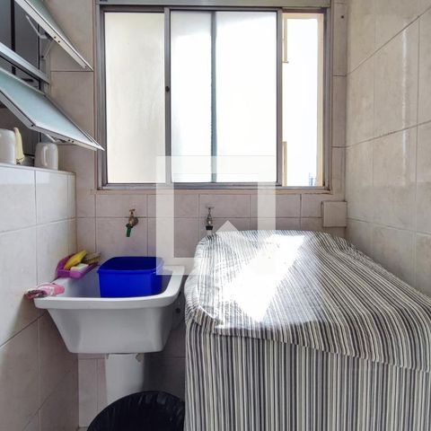 Apartamento à venda com 76m², 3 quartos e 1 vagaÁrea de Serviço