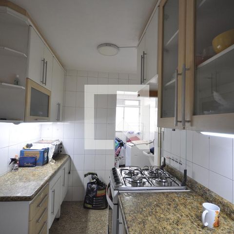 Apartamento à venda com 84m², 3 quartos e 2 vagasCozinha