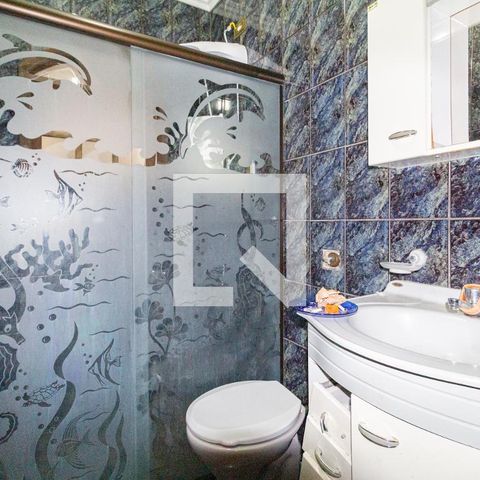 Casa à venda com 150000m², 4 quartos e 1 vagaBanheiro da suíte 2