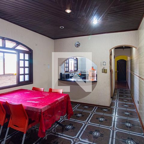 Casa à venda com 150000m², 4 quartos e 1 vagaSala de jantar